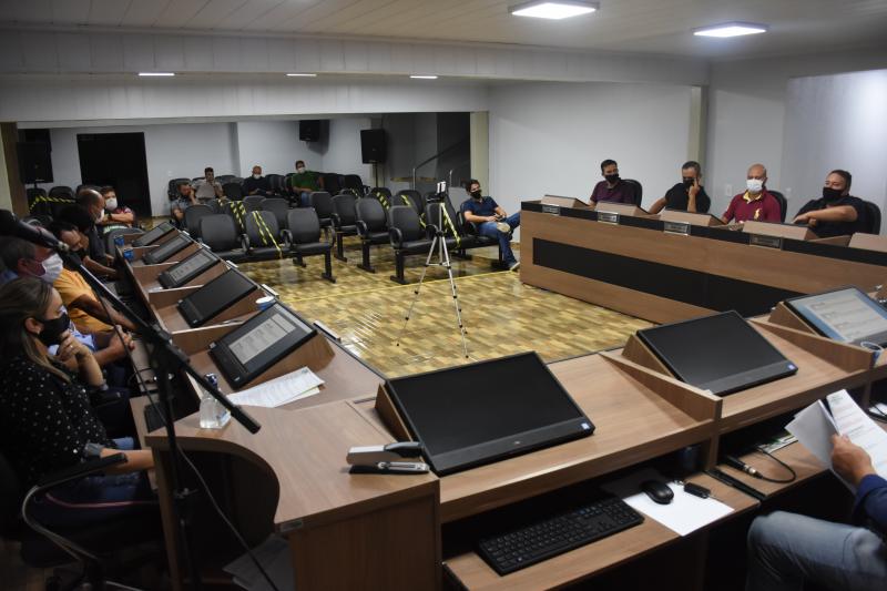 Vereadores protocolam dezenas de indicações visando auxiliar a administração municipal